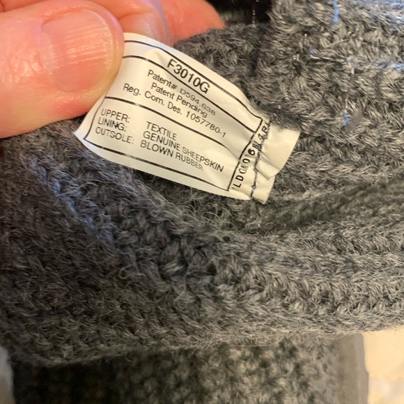 Classic cardy Uggs - Picture 13 of 13